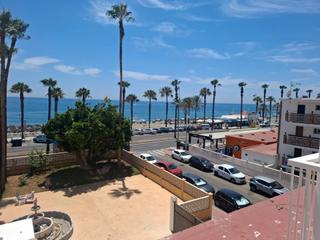 Estudi a Avenida manuel mena palma 50. Encantador estudio con habitación en primera linea de playa