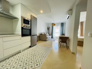 Pis a Calle alcalde josé delgado 46. Piso casi a estrenar en benalmádena pueblo