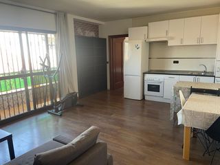 Flat in Calle Ciruelos 18