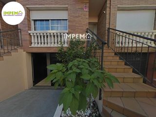 Casa adossada a Masquefa. Casa adosada en venta en el núcleo urbano de masquefa