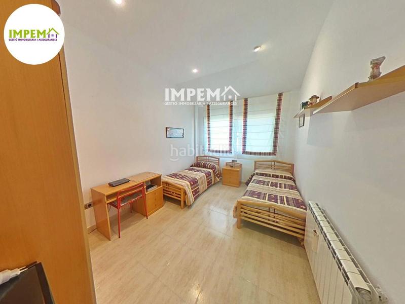 Foto 4680d98d-4f84-4c71-bf25-af20bc0b9c06. Maison jumelée avec chauffage parking dans Masquefa