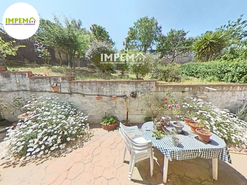 Foto b7c7e6c5-6464-41ca-9ec8-2fa71a0f0a87. Xalet amb calefacció piscina a Masquefa