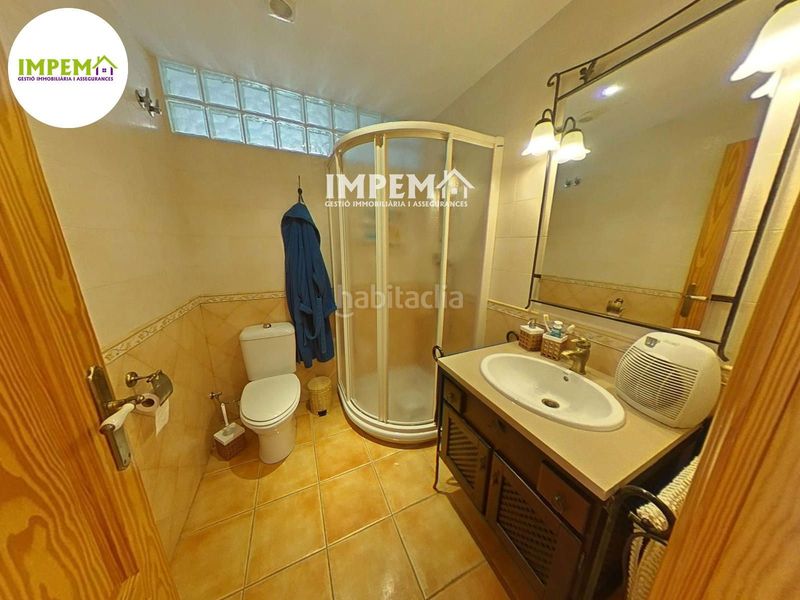 Foto 04bec9d6-5b72-4662-bb60-ff602b229745. Xalet amb aparcament piscina a Piera