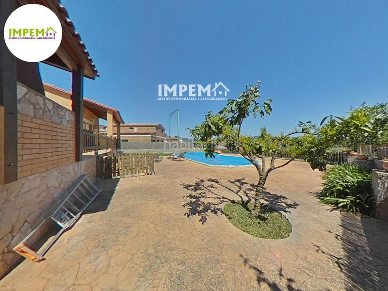 Foto 75336b3f-e93a-4232-9f38-c8d4fa0578ce. Xalet amb aparcament piscina a Piera