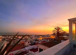 Dúplex a Conil. Oportunidad única! dúplex  estudio en el centro de conil con ter