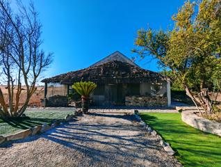 Maison à Los Franceses - La Vega. Finca rústica con casa y piscina en entorno natural  gran potenc