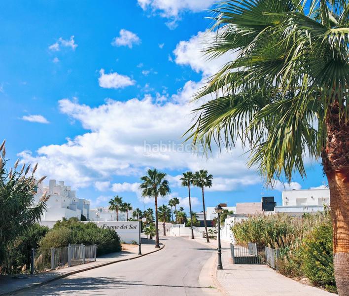 Foto 41e92372-9d28-42ba-9a34-2f2990ace751. Casa a avenida extremadura 5 a Conil Conil de la Frontera