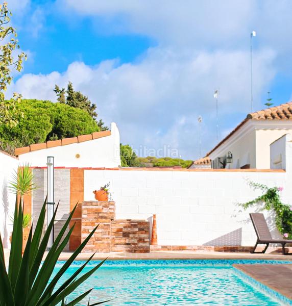 Foto 043fb660-b852-41cf-957d-09288301429e. Chalet mit parking in Las Lagunas - Campano Chiclana de la Frontera