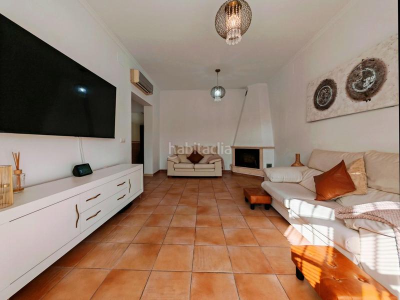 Foto 2f9637c7-5a7b-44fa-8c9a-de3458f482a5. Chalet mit parking in Las Lagunas - Campano Chiclana de la Frontera