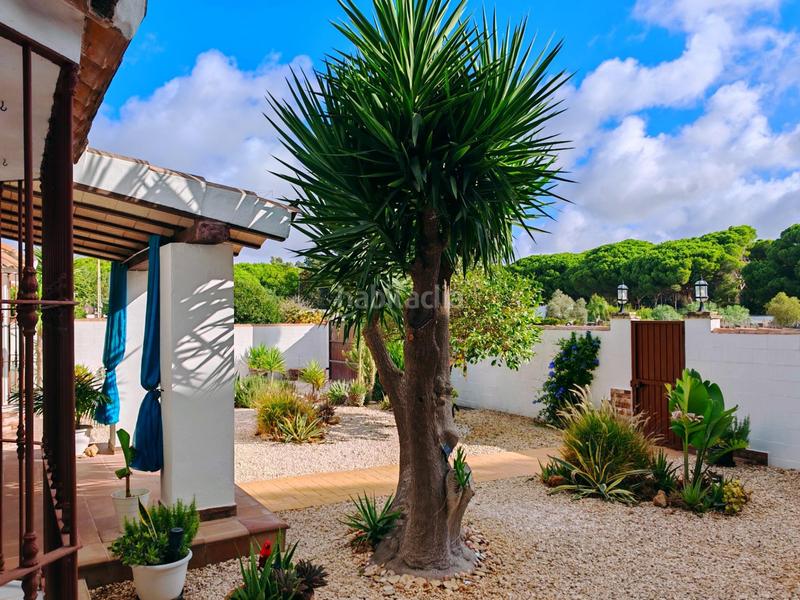 Foto 86ba9b65-6720-4e35-addb-4e0d9f6a4c5a. Chalet mit parking in Las Lagunas - Campano Chiclana de la Frontera