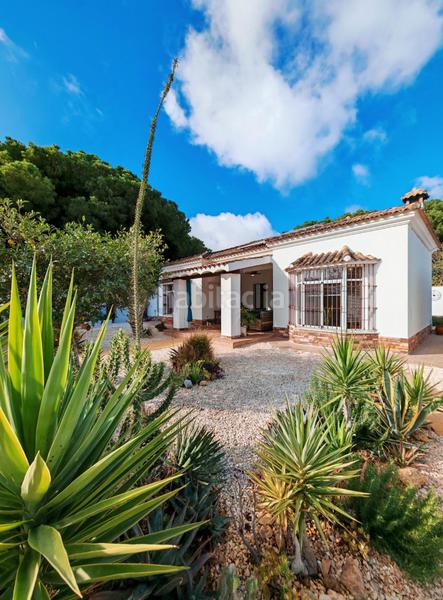 Foto a21bdeae-c66e-4119-8687-b608a4aa185d. Chalet mit parking in Las Lagunas - Campano Chiclana de la Frontera