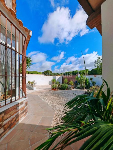 Foto c5d03459-5722-4951-9575-a07c38523f26. Chalet mit parking in Las Lagunas - Campano Chiclana de la Frontera