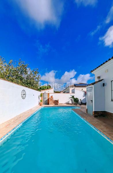 Foto d2cb27e2-9083-4bc8-bab9-b3d3571533cc. Chalet with parking in Las Lagunas - Campano Chiclana de la Frontera