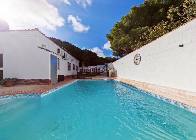 Foto f8aaca25-8539-4178-831a-6ab2bf56bab3. Chalet with parking in Las Lagunas - Campano Chiclana de la Frontera