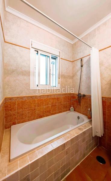 Foto 3c696b56-faae-47a2-a754-c65f90186850. Chalet avec parking dans Las Lagunas - Campano Chiclana de la Frontera