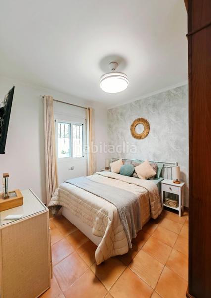 Foto 5cf18077-f33a-4347-ab5b-3ca93d3488dd. Chalet avec parking dans Las Lagunas - Campano Chiclana de la Frontera