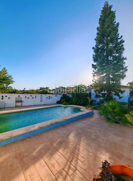 Foto 9bde5048-939c-4415-b670-ee2f860ee6a5. Xalet amb piscina a Los Gallos Chiclana de la Frontera