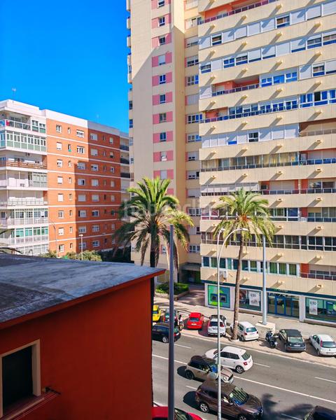 Foto be93bb19-f8f7-4eab-9f71-697c63d30f2c. Pis a Paseo Marítimo - San José - La Laguna Cádiz