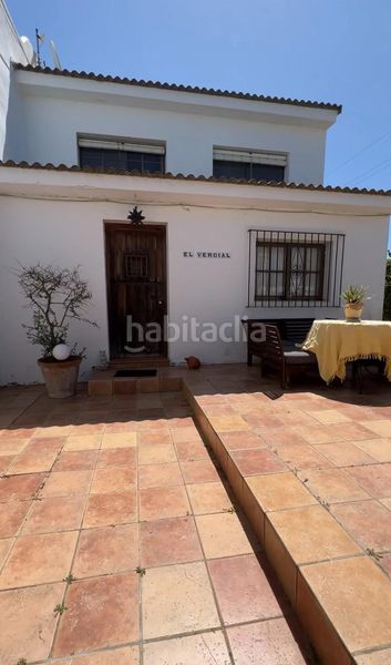 Foto 743ca077-e3fa-42b6-b23f-0b383042c588. Edificio in Zahora Barbate