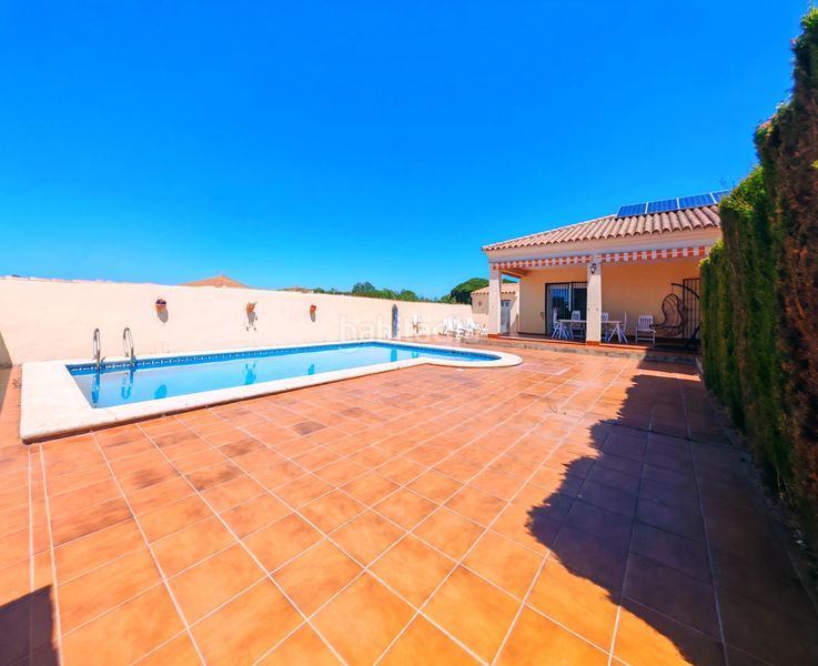 Foto 6f67156c-7eaa-4159-a102-05918677a2e6. Chalet en Las Lagunas - Campano Chiclana de la Frontera