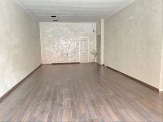 Alquiler Local Comercial en Jonquera (La). Local comercial c�ntrico