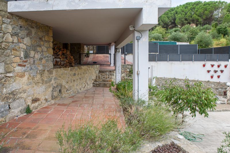 Foto 7215ca54-e46e-44ba-ade3-f85f305fead6. Casa amb xemeneia calefacció aparcament piscina a Agullana