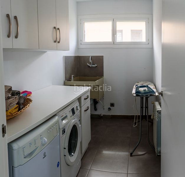 Foto f581f72e-8675-45ed-a424-9c5627aa4652. Casa amb xemeneia calefacció aparcament piscina a Agullana