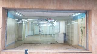 Lloguer Local Comercial a Carrer major 83. Local céntrico de 120 m2 a pie de calle en la jonquera