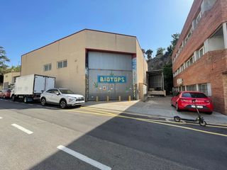 Alquiler Nave industrial en Carrer nord 31. Local almac�n de 480 m2