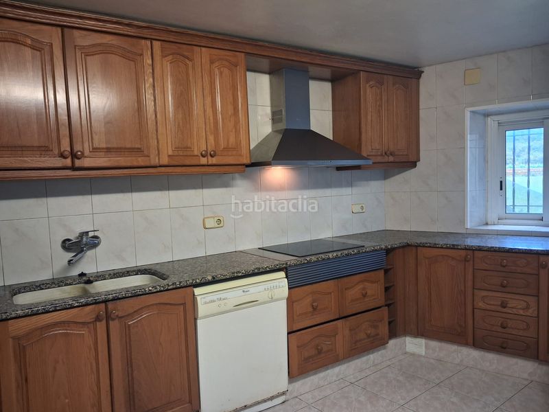 Foto 6eb611ef-0821-4a42-bbf0-a34168eb084f. Casa amb xemeneia calefacció aparcament a Cantallops