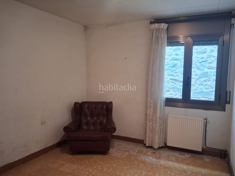 Foto 8548a582-2303-4955-9176-b81e4805d914. Casa amb xemeneia calefacció aparcament a Cantallops