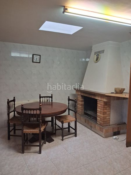 Foto 91aaffbe-a5ef-477f-ad0a-f9e1dde12192. Casa amb xemeneia calefacció aparcament a Cantallops