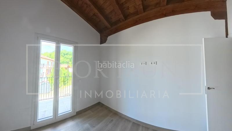 Foto 8f82130b-178e-4aef-b4c9-33fdcdf67d19. Maison jumelée avec chauffage parking dans Donamaria