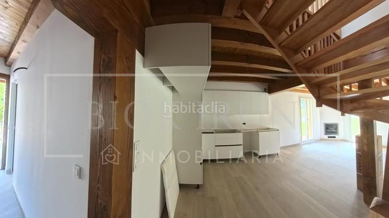 Foto 9ecf783f-6796-4719-bdea-ebe67b3717f6. Maison jumelée avec chauffage parking dans Donamaria