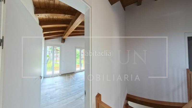 Foto aec11f51-9f79-4555-9600-0823a1998fc6. Maison jumelée avec chauffage parking dans Donamaria