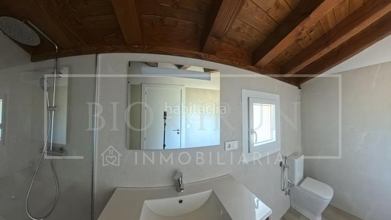 Foto f4573080-7d6f-408b-b090-b696bc78a17f. Maison jumelée avec chauffage parking dans Donamaria