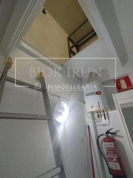 Foto bbd35ca0-4527-4743-af5f-310feef96168. Alquiler local comercial alquiler de local comercial en el centro en Irun