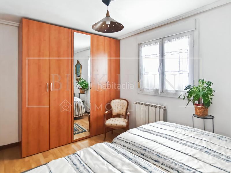 Foto 8fea396a-5ba8-43ad-ae2d-970f131e2d95. Etagenwohnung mit heizung in Lapice - Larreaundi - Olaberria - Meaka Irun