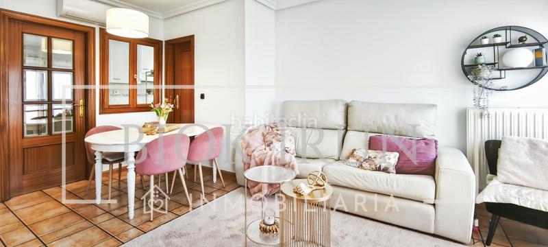 Foto 85d00c4b-f93f-46ae-ba31-a07aadab220d. Dachwohnung mit heizung parking in Jaizubia - Urdanibia - Puiana Irun