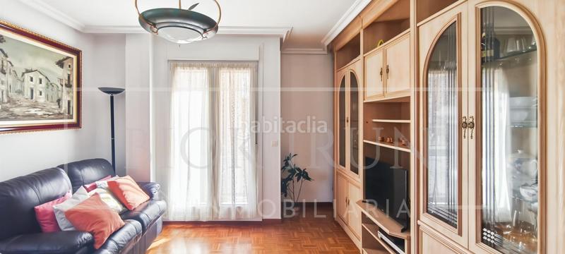 Foto 0a9acb13-7f61-4269-8233-3b57307c23c6. Pis amb calefacció aparcament a Intxaurrondo Donostia - San Sebastián