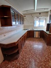 Appartement à Crevillet. Fantastico piso en avenida del ejercito