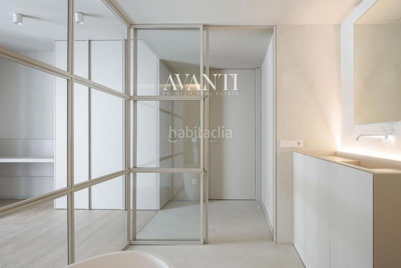 Foto 4e1af76c-c2e1-4b34-8a2d-e26da61c63e5. Dúplex amb calefacció aparcament a Centre-Barri Vell Girona