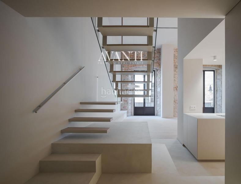 Foto cf8ea0b8-7235-4868-956c-cfafc9cd6eaf. Dúplex amb calefacció aparcament a Centre-Barri Vell Girona