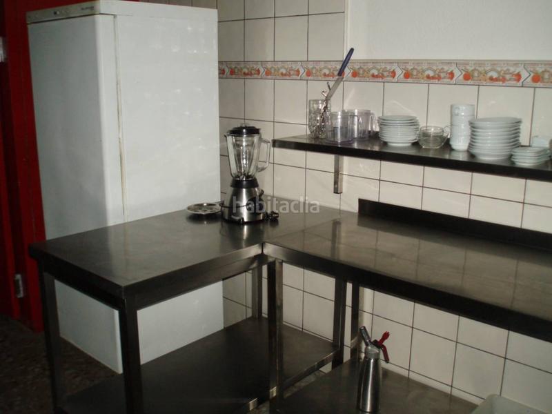 Foto adebcbde-4cf6-4ec0-9ecc-2f62fbf71d85. Local commercial dans Campello Playa Campello (el)