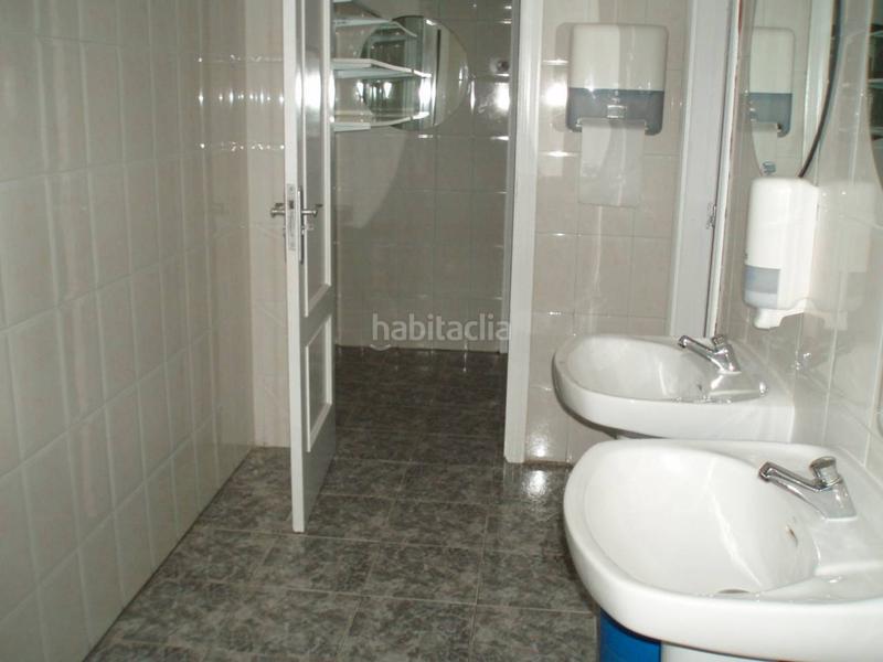 Foto e819ff20-e9b2-4a4e-a536-16898bfbb0f4. Local commercial dans Campello Playa Campello (el)