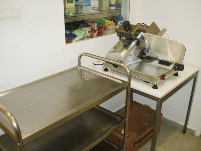 Foto 43d9af2f-8ef3-4089-8096-2d5915a551b2. Alquiler local comercial  en traspaso en San Juan de Alicante