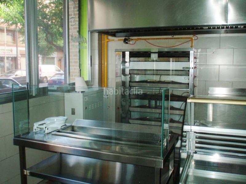 Foto f5af65a6-69a9-47ee-81f1-7803a5d9b0c7. Alquiler local comercial  en traspaso en San Juan de Alicante