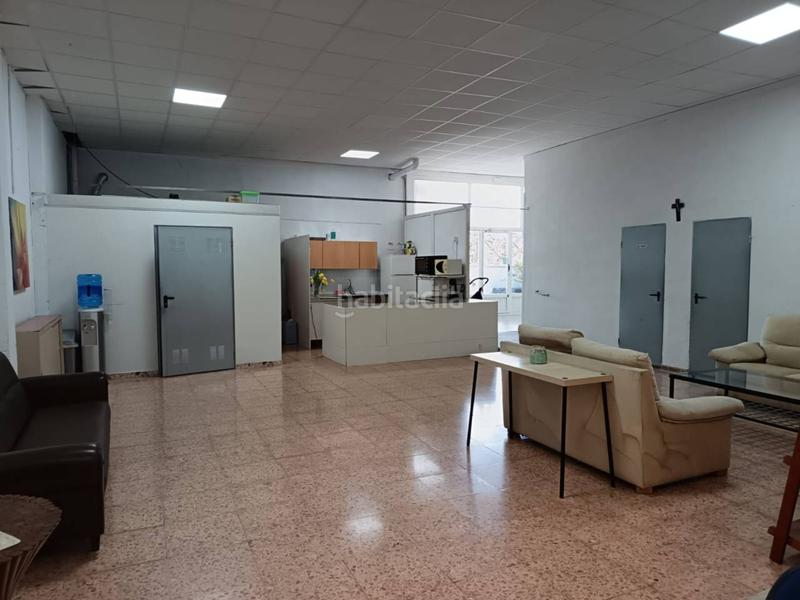 Foto 5122ac51-3b5f-44ee-902a-57a151bd1f34. Location local commercial dans Centro San Juan de Alicante