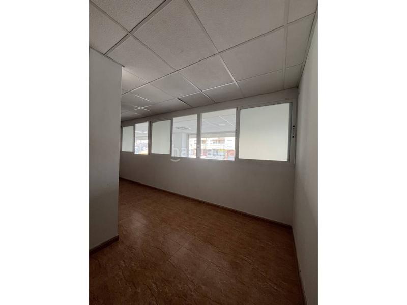 Foto 4e067a63-686d-476c-8938-2b98bda9b770. Local comercial  en venta en el campello. en Campello (el)