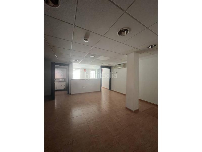 Foto 72e9aaf2-c7ca-4e3b-b60b-4315324a4062. Rent business premise in Campello Pueblo Campello (el)